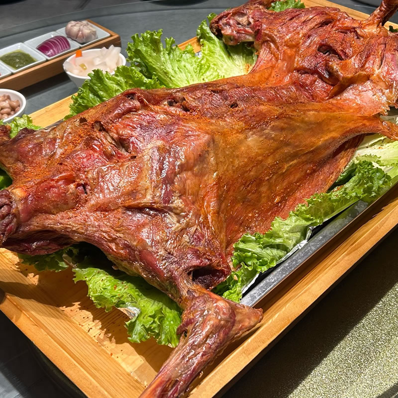 烤全羊.jpg